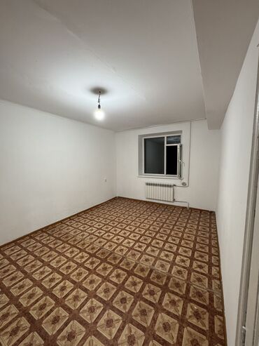Продажа квартир: 1 комната, 35 м², Общежитие и гостиничного типа, 4 этаж, Косметический ремонт