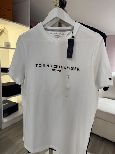 Футболки: Мужская футболка, Все размеры, Tommy Hilfiger, Новый, цвет - Белый, Самовывоз, Платная доставка