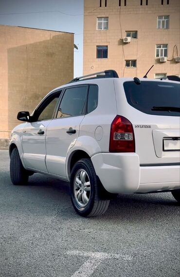 Hyundai: Hyundai Tucson: 2 l | 2007 il Ofrouder/SUV