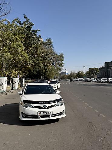 Toyota Camry: 2014 г., 2.4 л, Автомат, Бензин, Седан