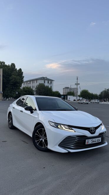 Toyota: Toyota Camry: 2018 г., 2.5 л, Вариатор, Бензин, Седан
