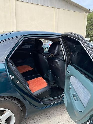 Унаа сатуу: Toyota Avensis: 2002 г., Кол менен иштөөчү, Бензин, Хетчбек — 6