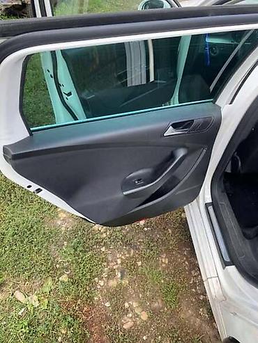 ajkula auto: TAPACIRI ZA VOLKSWAGEN PASSAT B6 OD 2005. DO 2010. GOD. | Polovni — 3