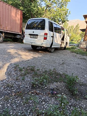 sprinter 2 2: Легкий грузовик, Hyundai, Стандарт, 1,5 т, Б/у — 9