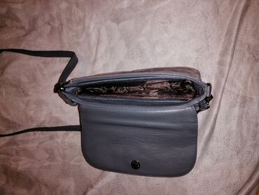 Другие сумки: . Новые. Красивые,классные сумочки. Фиолетовая сумочка, есть — 11