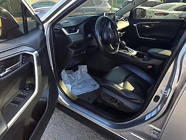 tayota 4 runner: Toyota RAV4: 2020 г., 2.5 л, Автомат, Гибрид, Кроссовер — 9