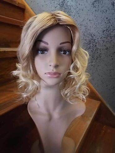 Perike i klipse: Perike poluprirodne
3500 — 26