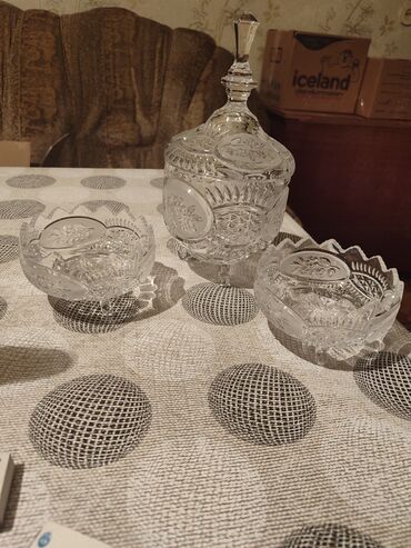 Digər dəstlər və servizlər: Kim hansi birini istese yaza biler qiymet baresinde daniwilar — 11