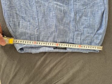 Kompleti: Dvodielni ženski komplet – prsluk/top + pantalone Odgovara veličini m — 12