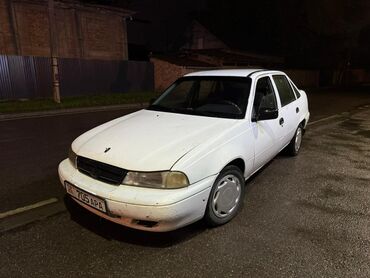 авто в рассрочку без первоначального взноса: Daewoo Nexia: 1996 г., 1.5 л, Механика, Бензин, Седан