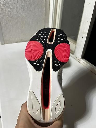 lining бу: Эркектердин кроссовкасы, 44, Nike, Колдонулган, түсү - Ак, Өзү алып кетүү, Акылуу жеткирүү — 2
