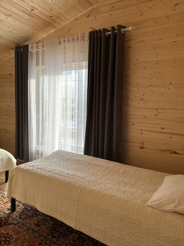 Туристические услуги: Сдаётся уютный гостевой дом. Принимаем гостей на зимний сезон. Чистые — 7