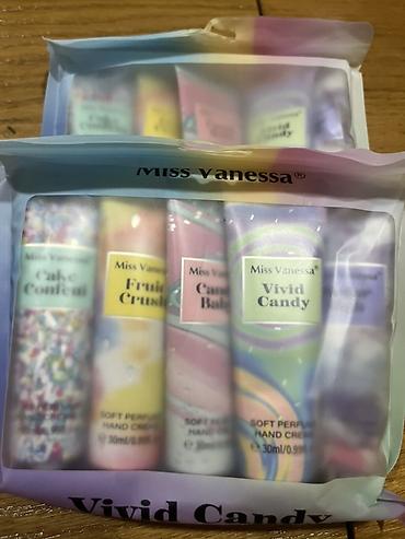 Šminka: Prodajem novu robu za bilo kakvu informaciju javite se — 24