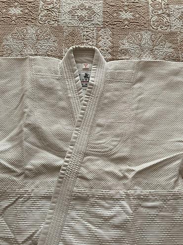 Спортивная форма: Продаётся новое кимоно для подростка 10 - 12 лет (Япония). Привезли — 3