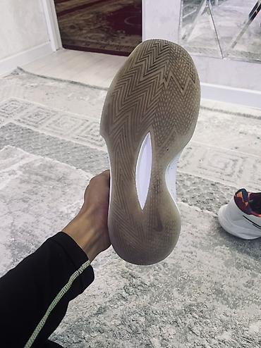 валейболный красовки: Мужские кроссовки, 41, Nike, Б/у, цвет - Белый — 2