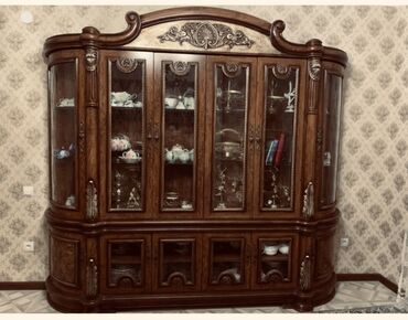 наклонная скамья: Гарнитур для зала, Шкаф