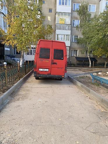 грузовики форланд: Mercedes-Benz Спринтер: 2001 г., 2.2 л, Механика, Дизель, Бус — 2