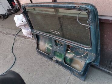 Auto delovi: Zadnja gepek vrata Lada 21213,21214,2131 Niva u zelenoj boji. Polovno — 11