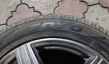 225 17 55: Продается зимние шины с диской Toyo 215/55 R17 Шины на 90% — 6