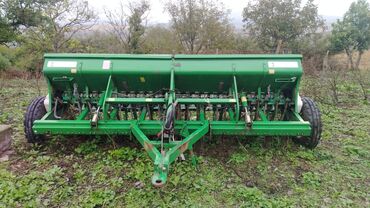 Toxum səpənlər: İli 2009 satişi 2010 du 12900 saat işləyib sezina işləyir rel aliclar — 14