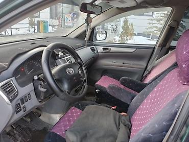 Toyota: Toyota Avensis Verso: 2001 г., 2.4 л, Механика, Бензин, Минивэн — 8