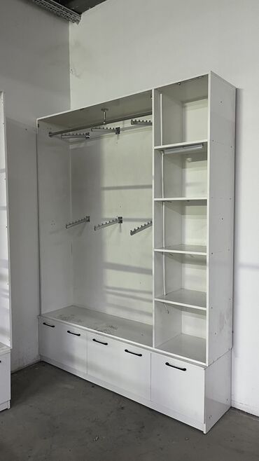 Шкафы для одежды: Шкаф для одежды, Б/у, Прямой, МДФ — 6