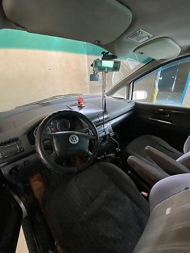 Volkswagen Sharan: 2001 г., Минивэн