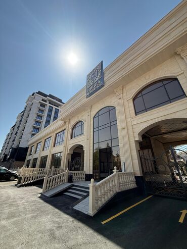сколько стоит трехкомнатная квартира в бишкеке: 3 комнаты, 97 м², Элитка, 1 этаж, ПСО (под самоотделку)