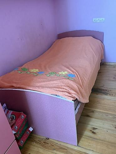 boydan güzgü: Uşaq/yeniyetmə otağı üçün mebel dəsti - 3 qapılı paltar şkafı: ortada — 3