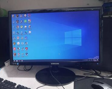 işlənmiş monitor: Samsung Monitor 20 dioqanal vga çıxışlıdır üzərində adaptoru və Vga