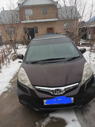 нонда свик: Honda Fit: 2011 г., 1.3 л, Автомат, Бензин, Минивэн