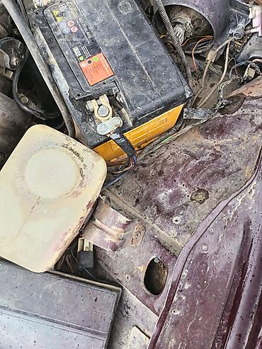 VAZ (LADA): VAZ 2107 sedan - Kuzov: klassik sedan, tünd rəng. Ön və arxa fənərlər — 8