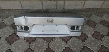 запчасти на хонда акорд: Крышка багажника Honda 2003 г., Б/у, цвет - Серебристый,Оригинал