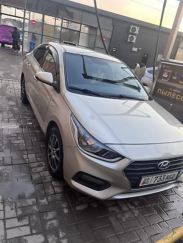spark 2017: Hyundai Solaris: 2017 г., 1.6 л, Автомат, Бензин, Седан — 1