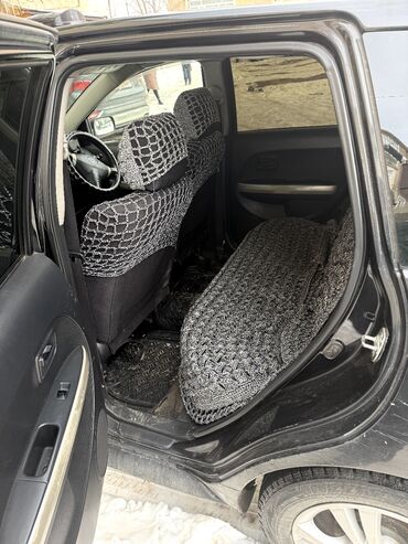 Toyota: Toyota ist: 2004 г., 1.5 л, Автомат, Бензин, Хэтчбэк — 9