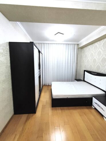 Uzunmüddətli kirayə mənzillər: Irayə verilir: geniş və rahat 4 otaqlı mənzil Tbilisi prospektində — 18