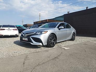 Унаа сатуу: Toyota Camry: 2020 г., 2.5 л, Автомат, Гибрид, Седан — 1