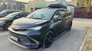 toyota spacio: Toyota Sienna: 2021 г., 2.5 л, Гибрид, Минивэн — 3