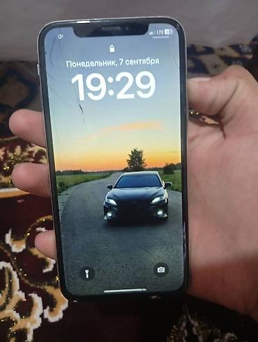 Уюлдук телефондор жана аксессуарлар: Срочно продаю Айфон х из минусов только экран на экране есть трешени — 4