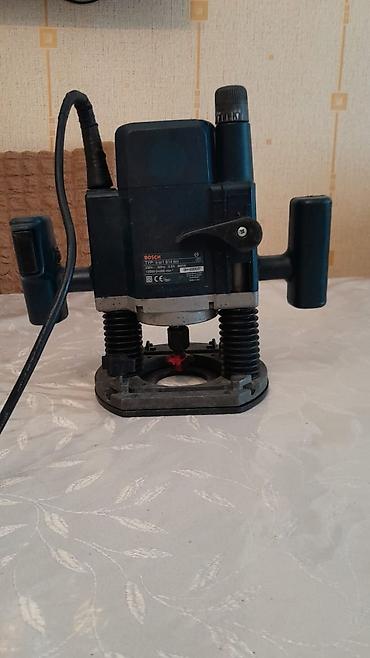 Alətlər: Bosch GOF 900 CE frezə (aşağıdan dalma tipli marşrutlayıcı) - — 3