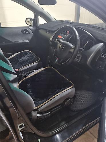 лабовой: Honda Fit: 2003 г., 1.3 л, Вариатор, Бензин, Хэтчбэк — 6