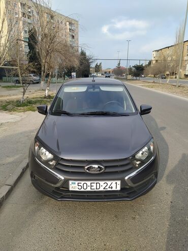 Avtomobil satışı: VAZ (LADA) Granta: 1.6 l | 2021 il 230250 km Sedan