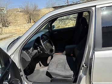 Mercedes-Benz: Mercedes-Benz C‑Class (W202) sedan - Kuzov: sedan, gümüşü rəng - — 5