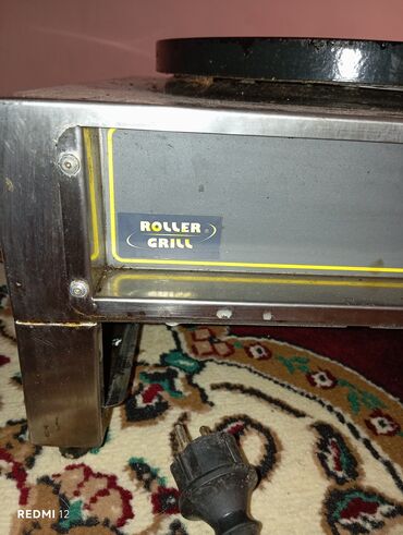 фон для фото: Электрическая блинница Roller Grill с круглой жарочной поверхностью