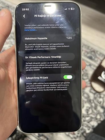 Apple iPhone: IPhone 11, 64 GB, Ağ, Face ID — 10