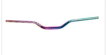 rol destı: Məhsul: Velosiped sükanı – rəngli “oil-slick/neo-chrome” örtüklü — 1