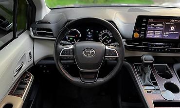 Toyota: Toyota Sienna: 2020 г., 2.5 л, Автомат, Гибрид, Минивэн — 7