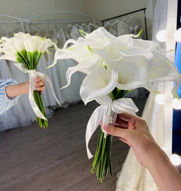 Свадебные аксессуары: Локоничные букеты к образами для невест. Для заказа и подробной