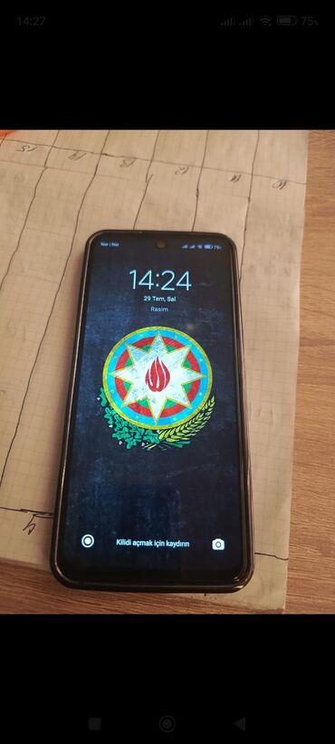sensörlü aspiratör: Telfon ideal vezyetdedir ustada olmayib