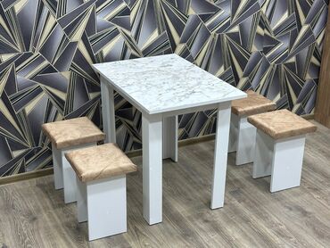 Masa və oturacaq dəstləri: Mətbəx üçün, Yeni, Açılmayan, Kvadrat masa, 4 stul -da lalafo.az — 8 Masa və oturacaq dəstləri: Mətbəx üçün, Yeni, Açılmayan, Kvadrat masa, 4 stul — 8